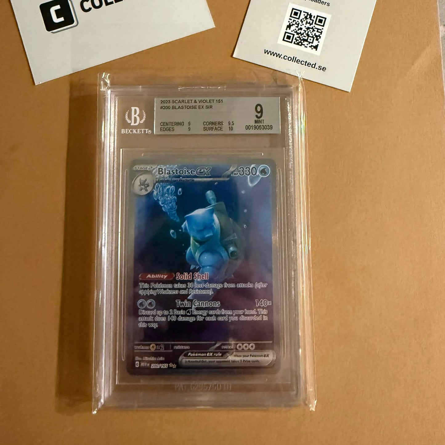 Blastoise ex (MEW 200) - Special Illustration Rare - Beckett 9
