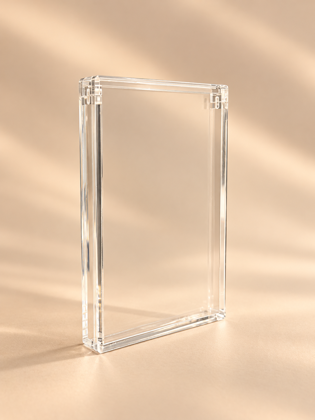 Transparent akrylskydd för Beckett BGS Slabs. Kristallklart skydd mot damm och repor från Collected.